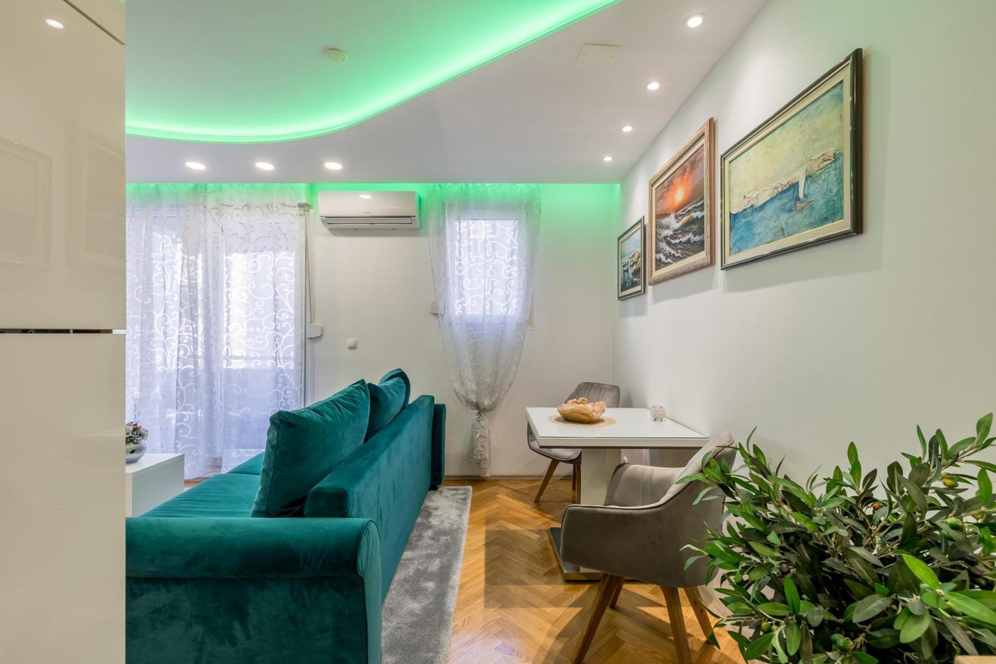 Noemi Luxury Apartment Solin Esterno foto