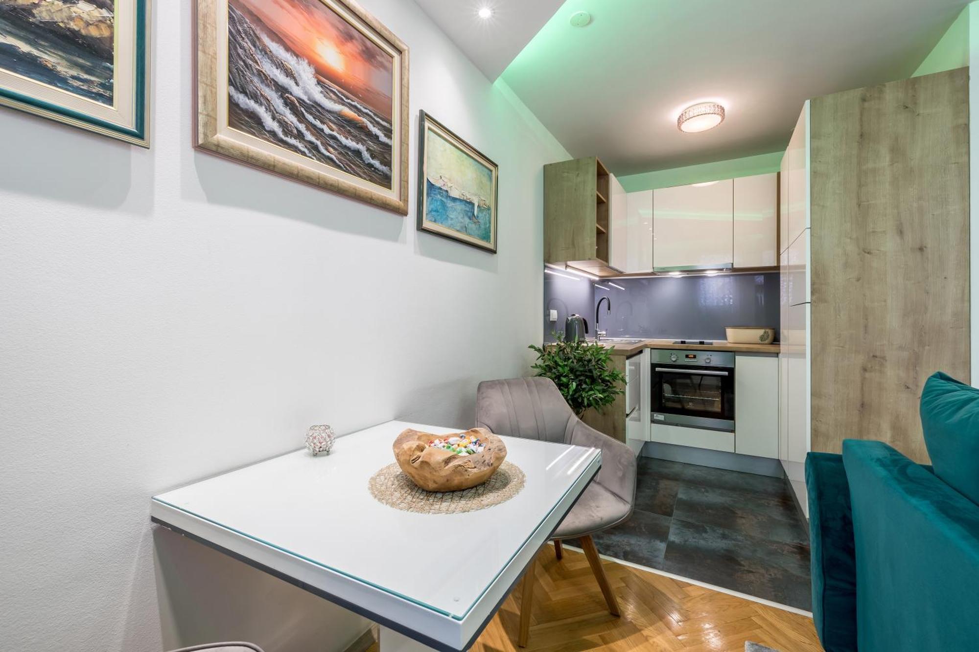 Noemi Luxury Apartment Solin Esterno foto